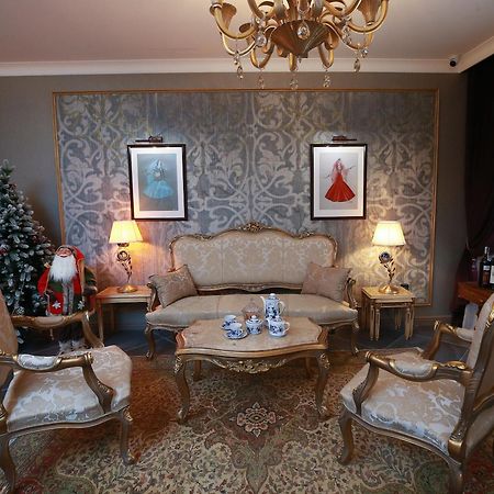 West Inn Hotel & Restaurant Nz Baku Bagian luar foto