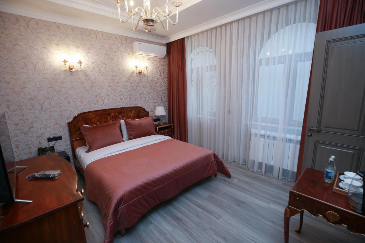 West Inn Hotel & Restaurant Nz Baku Bagian luar foto