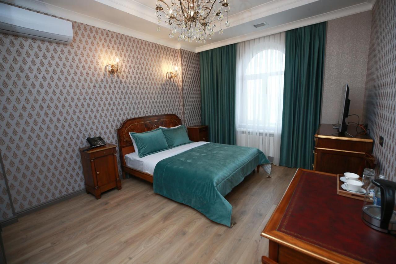 West Inn Hotel & Restaurant Nz Baku Bagian luar foto