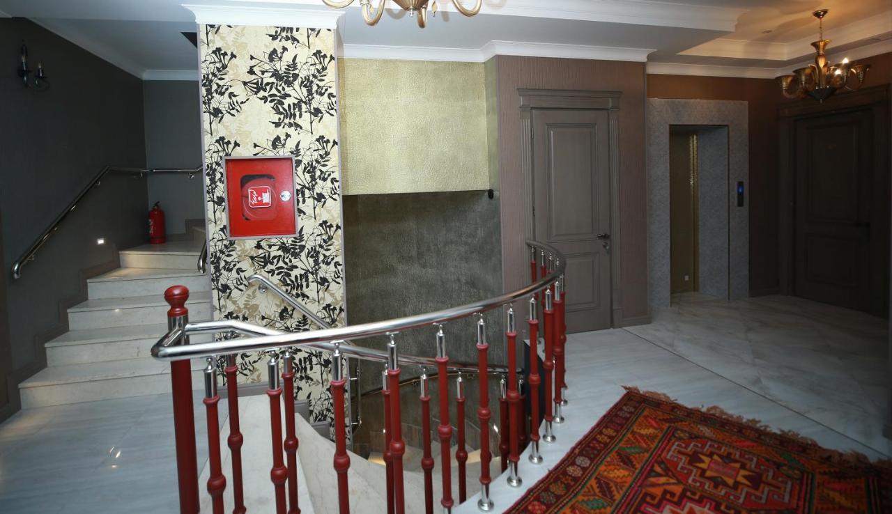 West Inn Hotel & Restaurant Nz Baku Bagian luar foto