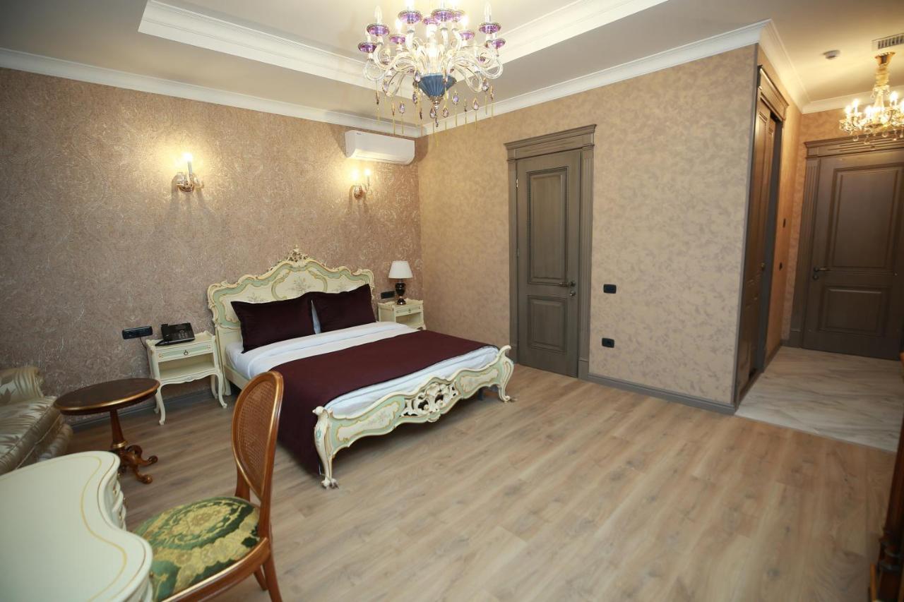 West Inn Hotel & Restaurant Nz Baku Bagian luar foto