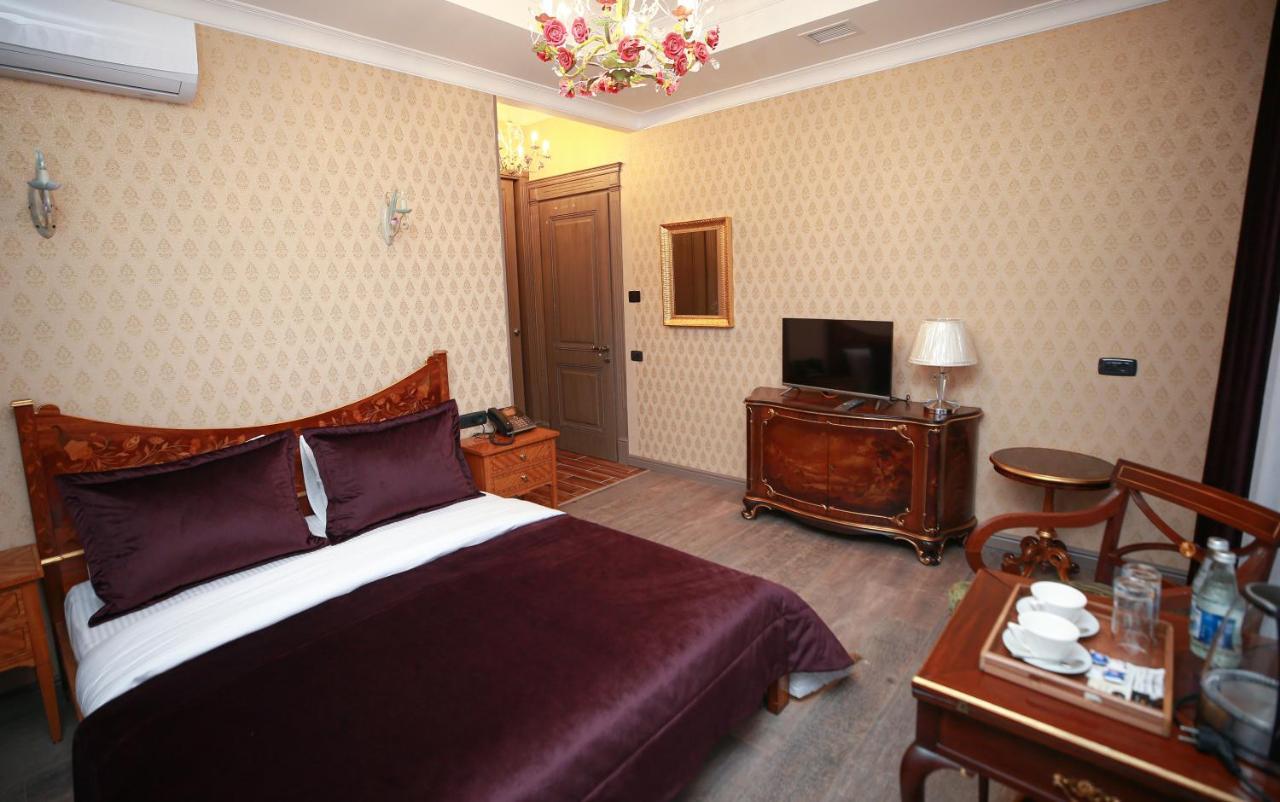 West Inn Hotel & Restaurant Nz Baku Bagian luar foto