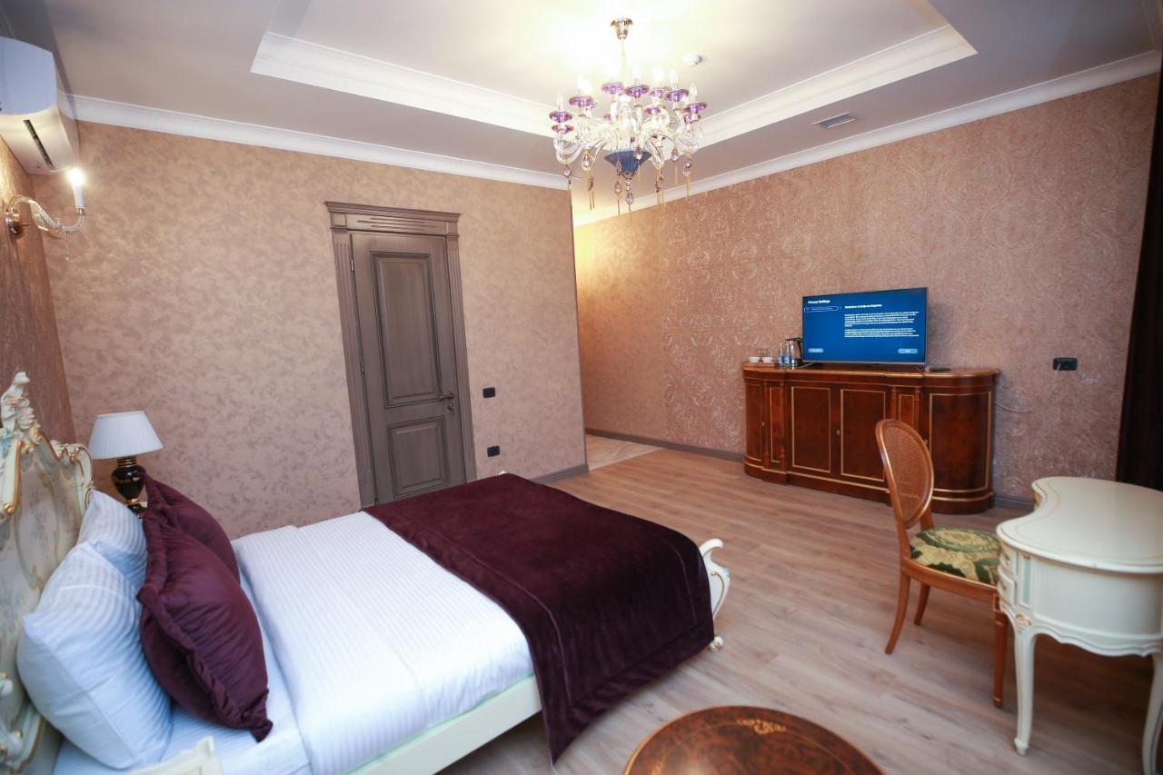 West Inn Hotel & Restaurant Nz Baku Bagian luar foto