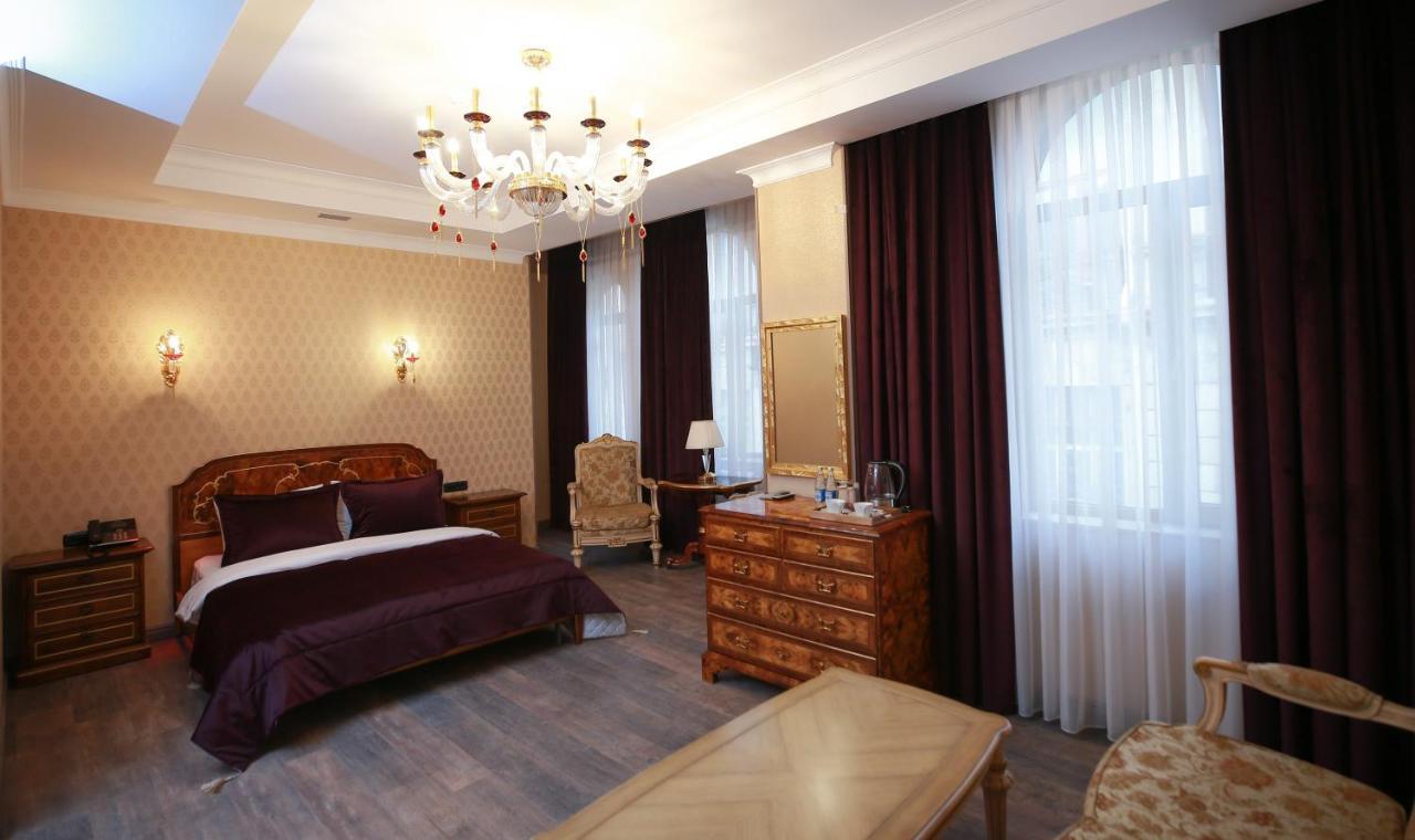 West Inn Hotel & Restaurant Nz Baku Bagian luar foto