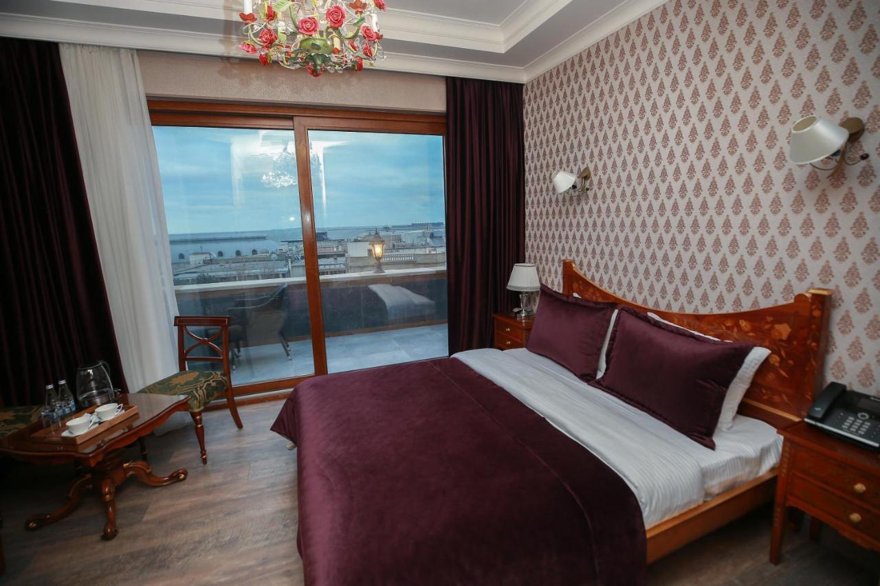 West Inn Hotel & Restaurant Nz Baku Bagian luar foto
